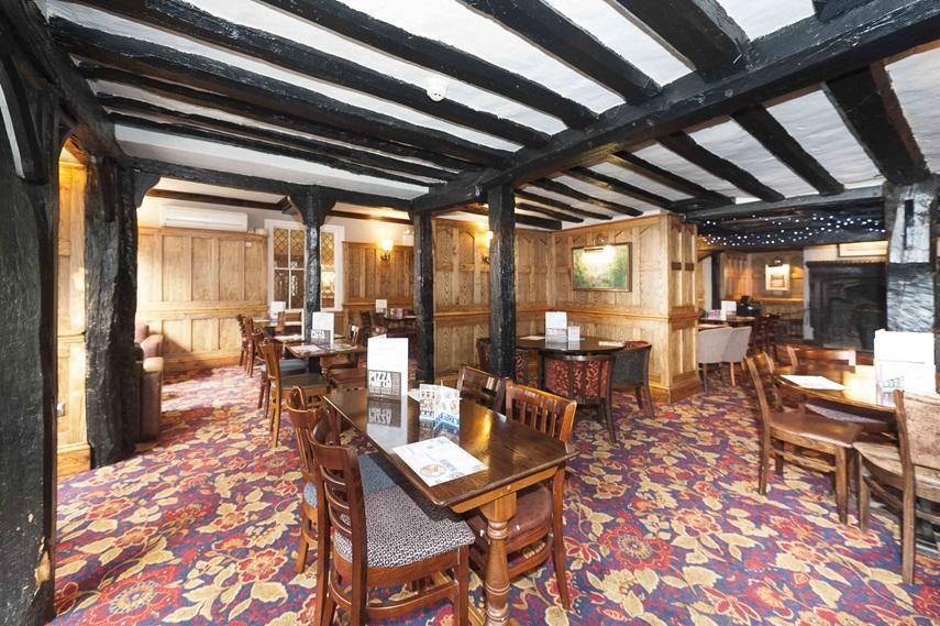 The Royal Hop Pole Wetherspoon Тьюксбери Экстерьер фото